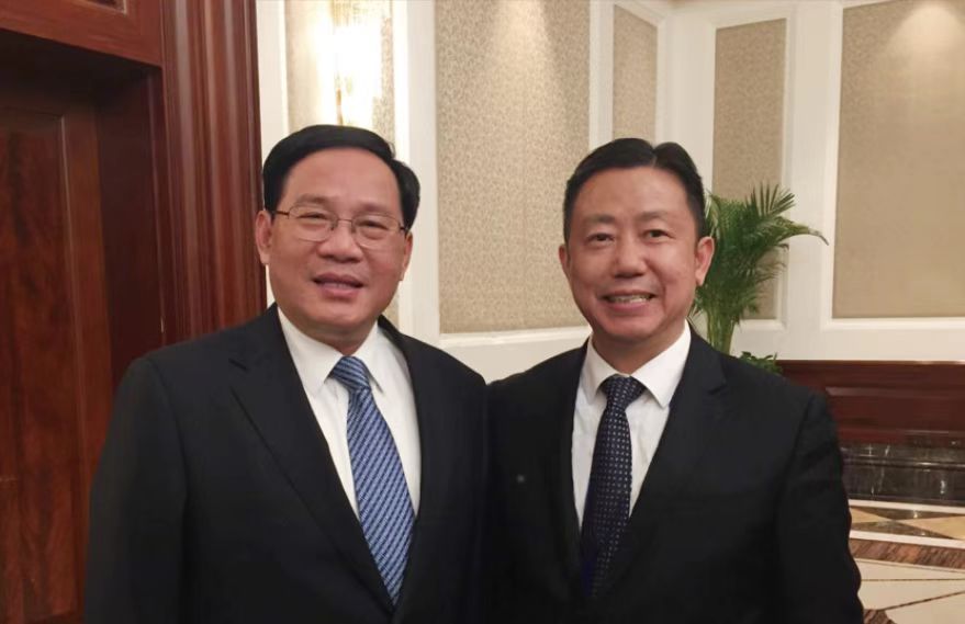 中央政治局常委、國(guó)務(wù)院總理李強(qiáng)與周海江合影
